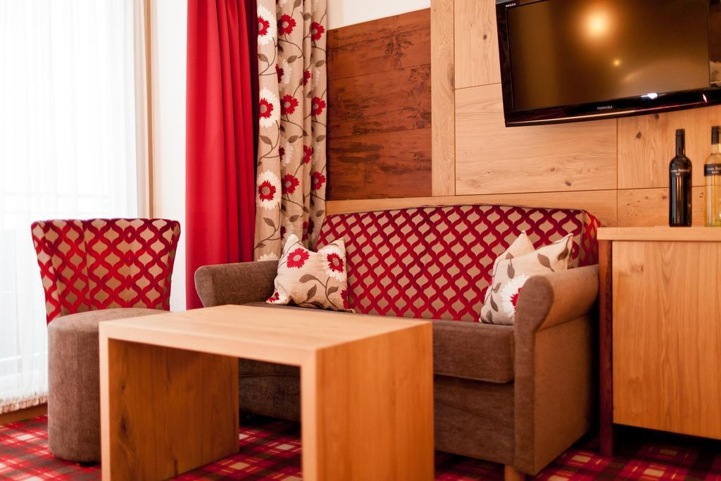 Hotel Solaria Ишгъл Екстериор снимка